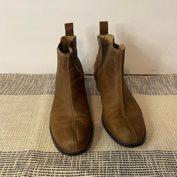 REDWING / Brown Leather Chelsea Ankle Boots Size 7.5 - Picture 2 of 14